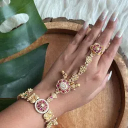 I Jewels Gold-Plated Kundan Studded And Beaded Hathphool Bracelet With Ring-picture-12