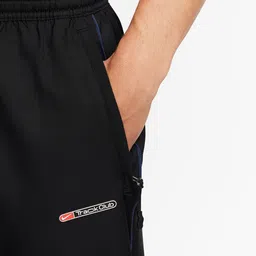 Nike Men Black Challenger Track Club Trackpants image 4