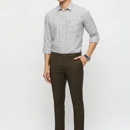 Basics Men Cotton Mid-Rise Tapered Fit Trouser image 4