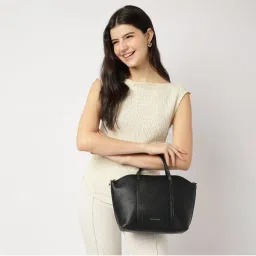 fastrack accessories Fastrack Black Solid Urban Chic Slingbag with Detachable Strap-picture-28