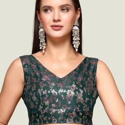 Oomph! Self-Designed Jacquard Sleeveless Saree Blouse-image-3