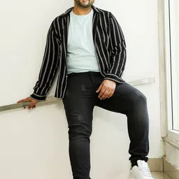 Instafab Plus Men Comfort Plus Size Mid-Rise Mildly Distressed Cotton Stretchable Jeans image 2