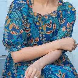 Raiyani Fashion Floral Print Crepe Fit & Flare Maxi Dress image 4