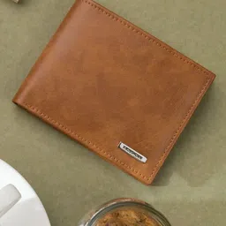 Krosshorn Men Brand Logo Textured Two Fold Wallet-picture-11