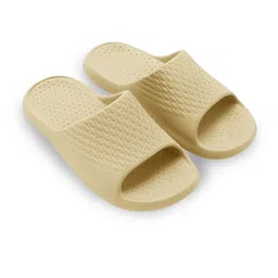 Feel alive Set Of 3 Ultra-Comfortable Lightweight Thong Flip-Flops image 2