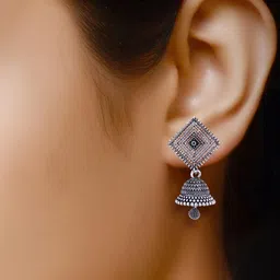 Sangria Alloy Silver-Plated Earrings image 4