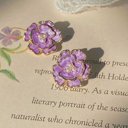 VAGHBHATT Gold-Plated Pearls Studded Floral Shaped Studs-picture-20