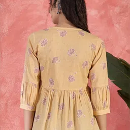 Sangria Floral Printed Pure Cotton Peplum Top image 3