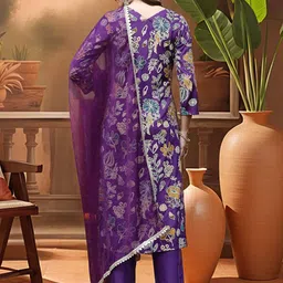 Sangria Women Floral Printed Kurta With Trouser & Dupatta image 2