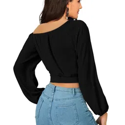 TESSAVEGAS Off-Shoulder Crop Top image 3