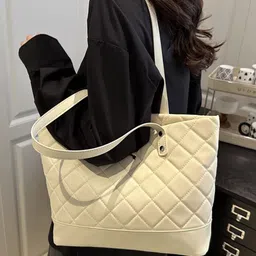 StyleCast x Revolte Women Textured Structured Quilted Shoulder Bag image 3