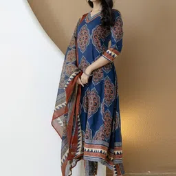 KALINI Women Ethnic Motifs Printed Panelled Pure Cotton Kurta with Trousers & With Dupatta image 3