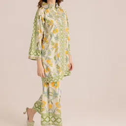 Aaysa Kurti Printed Collar Neck Tunic With Trousers Co-Ords image 4