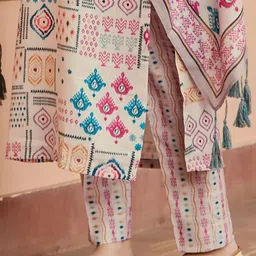 Siya Fashion Women Ethnic Motifs Printed Kurta with Trousers & Dupatta image 3
