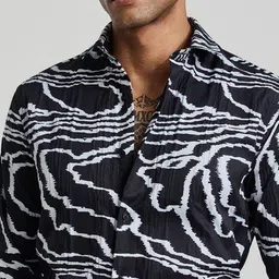 Snitch Men Smart Spread Collar Abstract Printed Slim Fit Casual Shirt image 2