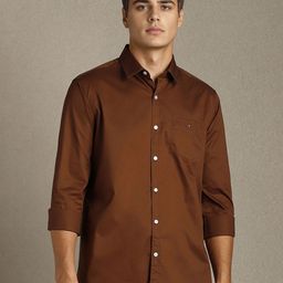 Louis Philippe Sport Men Solid Spread Collar Pure Cotton Casual Shirt-picture-38