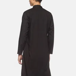 Sethukrishna Men Black Solid Kurta image 4