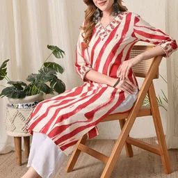 BKApparels Women Embroidered Floral Kurta-picture-39