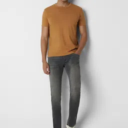 VAN HEUSEN DENIM LABS Men Skinny Fit Heavy Fade Stretchable Jeans image 5