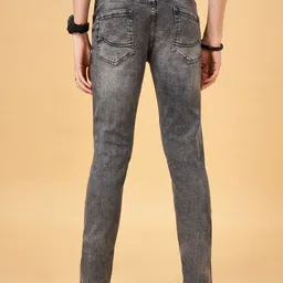 SF JEANS by Pantaloons Men Skinny Fit Clean Look Heavy Fade Jeans image 4