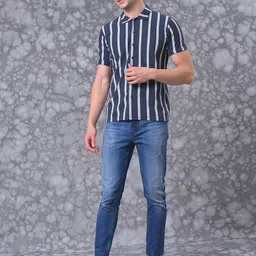 Campus Sutra Men Smart Slim Fit Clean Look Heavy Fade Stretchable Jeans image 3