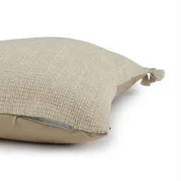 ONSETHOMES Cream-Coloured Square Cushion Covers image 4