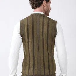 Monte Carlo Men Self Design V-Neck Woollen Sweater Vest image 2