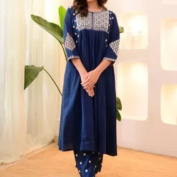 SHISHKALA Floral Embroidered A-Line Midi Dress-picture-25