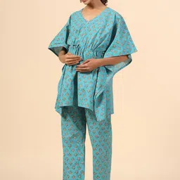 Ikk Kudi by Seerat V-Neck Floral Printed Kaftan Maternity Pure Cotton Kurti with Trousers image 4