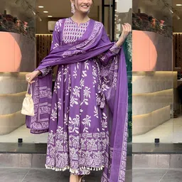 KLOSIA Women Ethnic Motifs Printed Anarkali Kurta with Trousers & Dupatta image 2