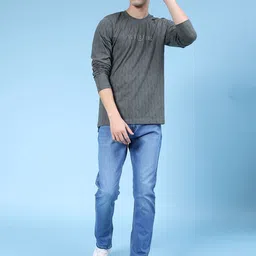 V-Mart Men Regular Fit Mid-Rise Light Fade Stretchable Jeans image 4