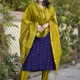 Anni Designer Ethnic Motifs Printed Straight Kurta with Trousers & Dupatta image 2