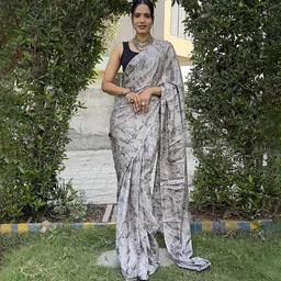 KALINI Floral Printed Jamdani Saree image 1