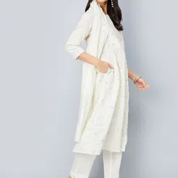 max Women Ethnic Motifs Embroidered Straight Kurta with Trousers & Dupatta image 4