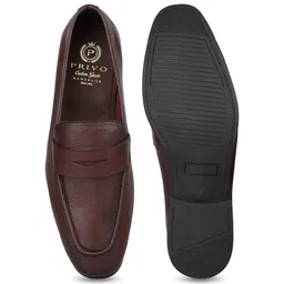 PRIVO by Inc.5 Men Textured Leather Loafers image 4