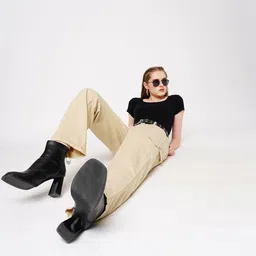 Kraus Jeans Women High-Rise Cargos Trousers image 4