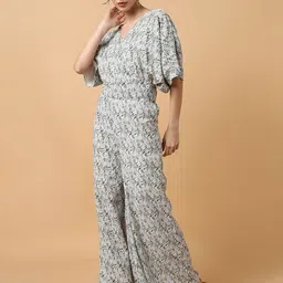 SHOWOFFFF Printed V-Neck Top & Palazzos Co-Ords image 3
