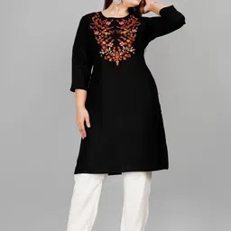 SMIEN Women Embroidered Viscose Rayon Kurta Sets-image-17