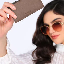 Sassora Unisex Leather Card Holder image 4