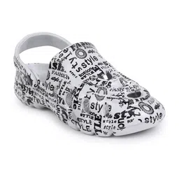 KAPYANSH Men Printed Croslite Clogs-picture-33
