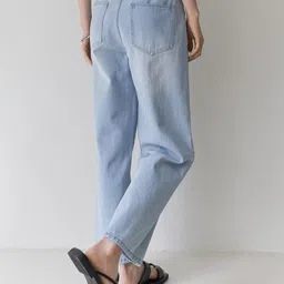 Stylecast X Kotty Women Straight Fit High-Rise Stretchable Jeans image 3