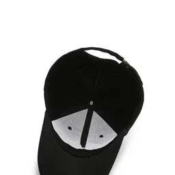 FLEXCYCAP Men Printed Woollen Beanie image 4