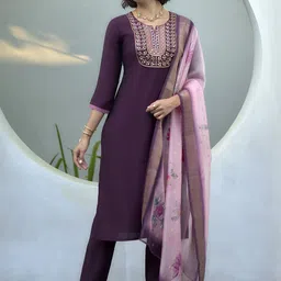 DIVASTRI Women Ethnic Motifs Embroidered Regular Kurta with Trousers & With Dupatta-picture-22