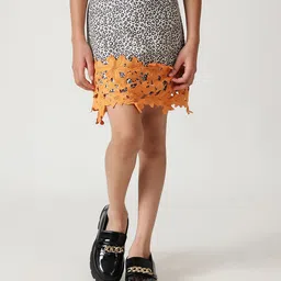 One Friday Girls Printed Mini Skirt-image-23