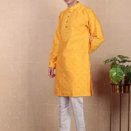 Koshin Floral Woven Design Mirror Work Mandarin Collar Straight Kurta With Pyjamas image 2