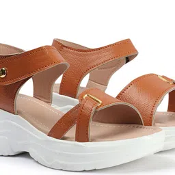 Layasa Women Colourblocked Open Toe Platform Sandals image 5