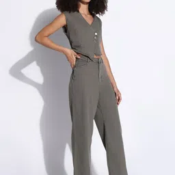 SHOWOFFFF V-Neck Top With Trousers Co-Ords image 4