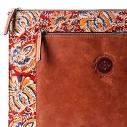 the leather warehouse Unisex Printed Laptop Sleeve image 2