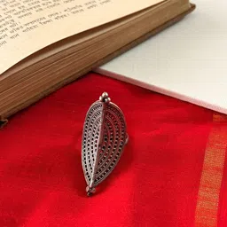 Niska Set Of 2 Silver Plated Oxidised Rings image 5