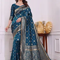 VASTRAAVEDAA Women Ethnic Motifs Zari Banarasi Saree-picture-21